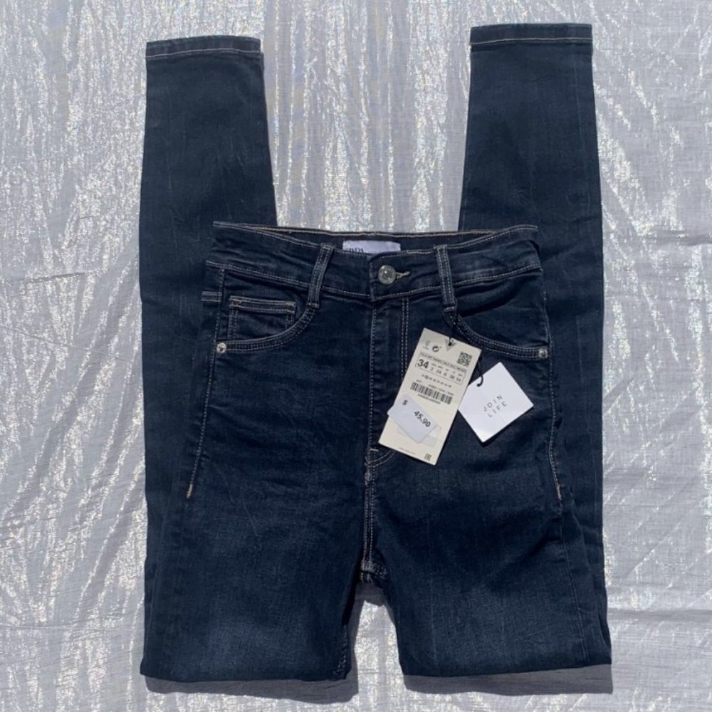 ZARA NWT Blue Jeans 💙 👖